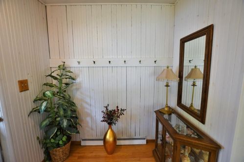 1019 Raleigh Ct, Green Bay, WI 54304-3823