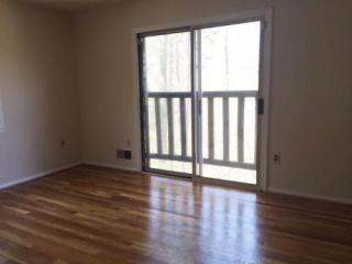 12002 Skipjack Ct, Woodbridge, VA 22192-2221