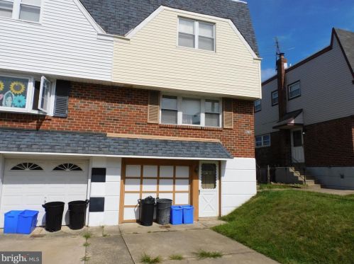 9036 Brous Ave, Philadelphia, PA 19152-1406
