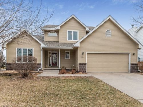 914 9th St, Ankeny, IA 50021-2094