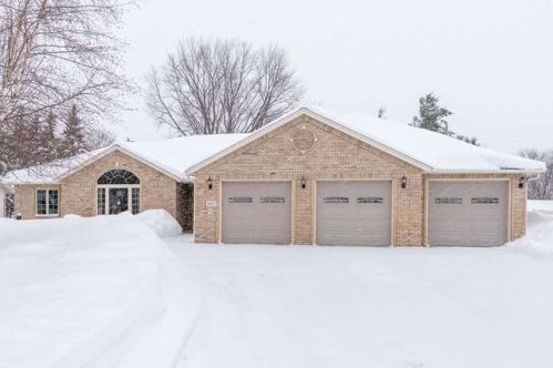 1613 Cleveland St, Marshfield WI  54449-2159 exterior