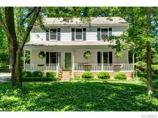 4121 Round Hill Dr, Chesterfield, VA 23832-7843