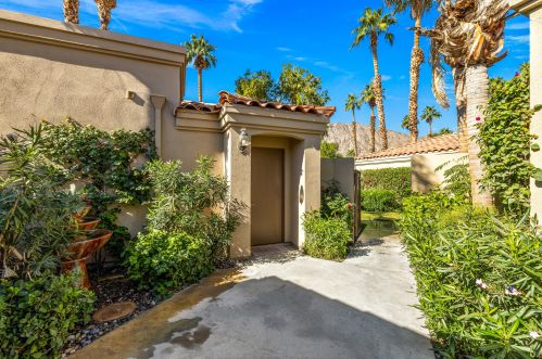 54720 Shoal Crk, La Quinta CA  92253-4782 exterior