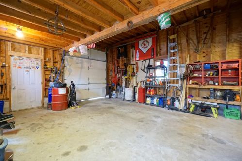 16 Beach St, Fremont NH  03044-3565 exterior