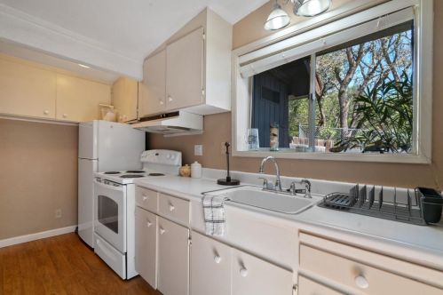 14981 Quito Rd, Saratoga CA  95070-6263 exterior