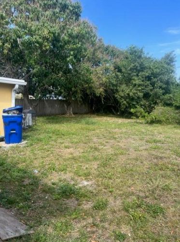 1344 A C Evans St, West Palm Beach FL  33404 exterior