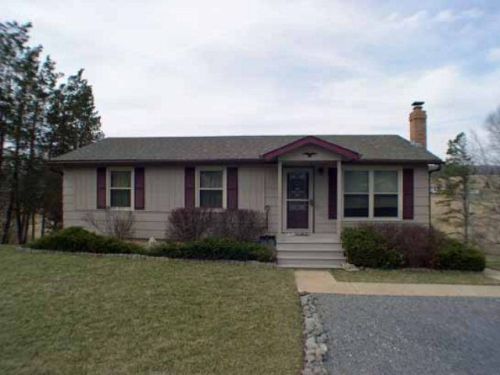 22873 Senedo Rd, Woodstock, VA 22664-3737