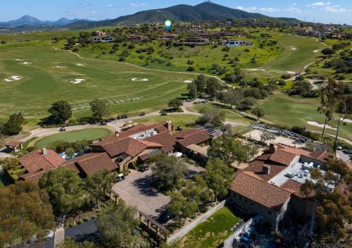 8411 Run Of The Knolls Ct, San Diego CA  92127 exterior