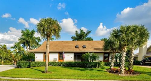1627 Sandpiper St, Naples FL  34102-1578 exterior