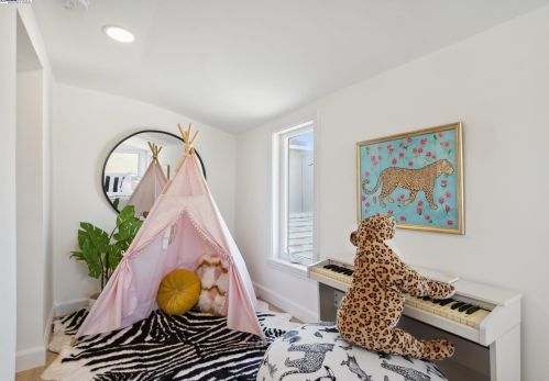 3015 Dakota St, Oakland CA 94602-3801 exterior