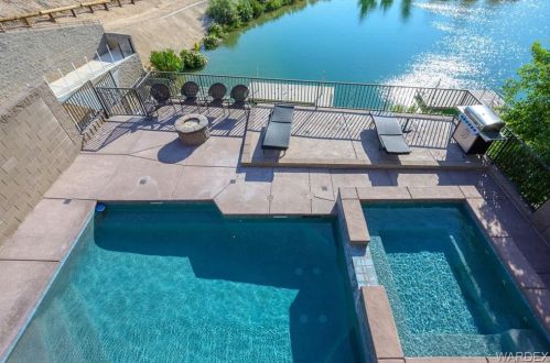 3003 Camino Del Rio, Bullhead City AZ  86442-7885 exterior