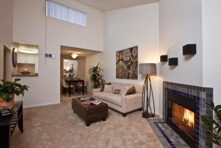 3417 Lebon Dr, San Diego CA  92122-5217 exterior