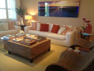 19123 Fisher Island Dr, Miami FL  33109-1132 exterior