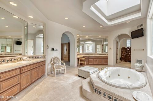 9590 55th St, Scottsdale AZ 85254-1786 exterior