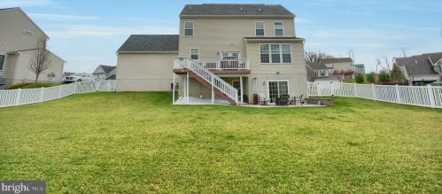 4 Ledgestone Dr, Siddonsburg PA  17019-9805 exterior