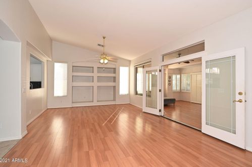 4343 Walnut Rd, Gilbert AZ 85298-8317 exterior