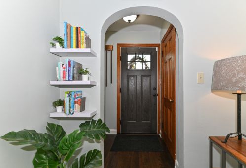 2841 81, Milwaukee WI 53222-4807 exterior