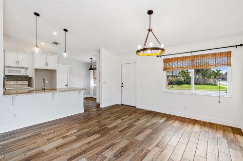 218 Wandering Trl, Jupiter, FL 33458-7329
