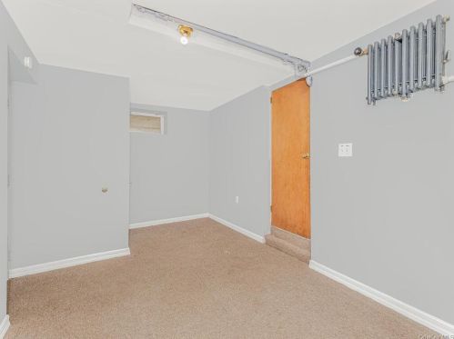 3241 Barker Ave, Bronx NY  10467-6301 exterior