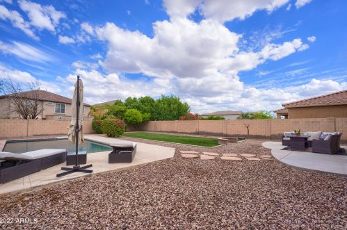 2204 Bowker St, Phoenix AZ  85040-3424 exterior