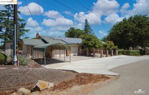 4420 Live Oak Ave, Oakley, CA 94561-3900