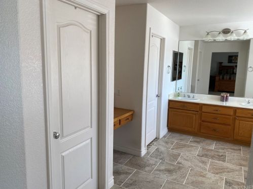 42320 Aaron Ct, Lancaster CA 93536-1266 exterior