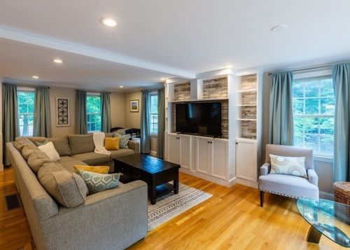 146 Tpke St, Easton MA 02375-1922 exterior