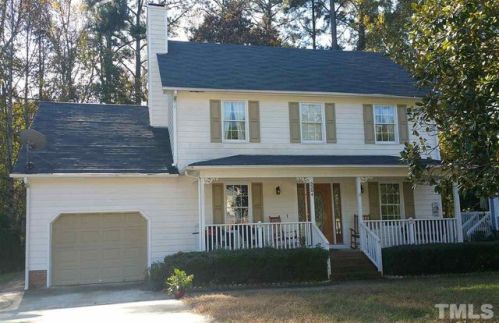 5204 Cottage Bluff Ln, Knightdale, NC 27545-8923