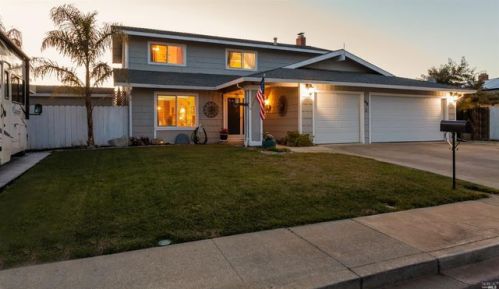 148 Providence Pl, Vacaville, CA 95687-6742