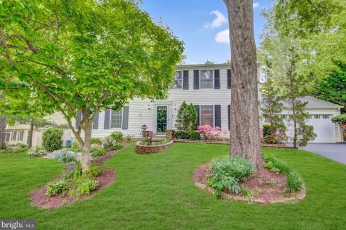12268 Angel Wing Ct, Herndon, VA 20191-1119