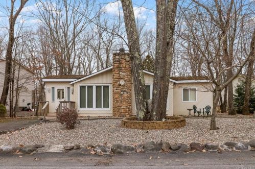 36 Nottingham Gate Rd, Rock Hill NY  12775-6505 exterior