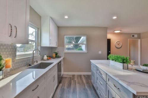 428 Gardenglen St, West Covina CA  91790-3123 exterior