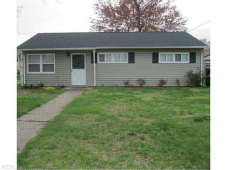 318 Deal Dr, Portsmouth, VA 23701-1308