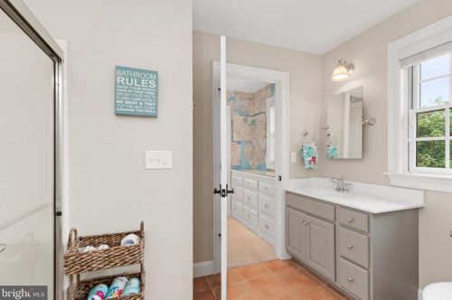 644 Southridge Dr, Navy Sup Dpt PA  17055-6025 exterior