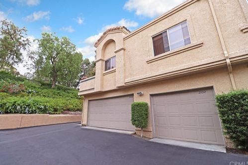 21192 Gladiolos Way, El Toro, CA 92630-7618