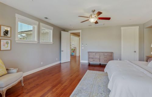 10817 Goldsborough Cir, Valley Home CA 95361-7649 exterior