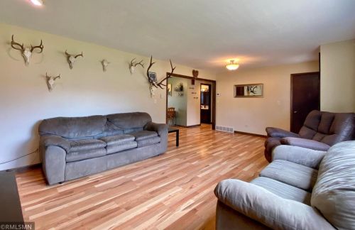 545 Derrick Dr, New Johannesburg WI  54017-2328 exterior