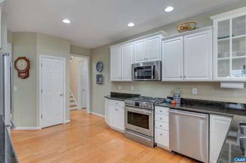 2018 Vista View Ln, Crozet VA  22932-3157 exterior