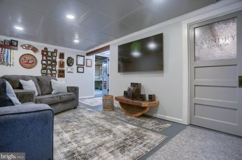 388 High St, Highspire PA  17034-1406 exterior