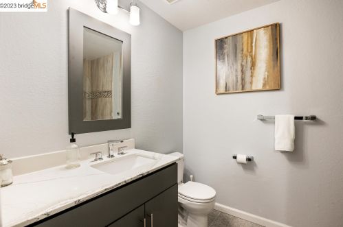 161 Holiday Hills Dr, Pacheco CA  94553-4211 exterior