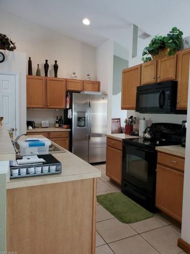 507 Aspen Ave, Lehigh Acres FL 33974-9613 exterior