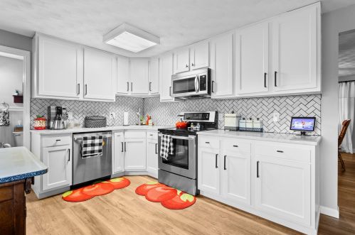 608 Alta Ave, Englewood OH  45322-1803 exterior