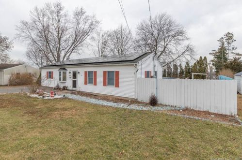 33 Beverly Dr, Ansonia, CT 06401-2509