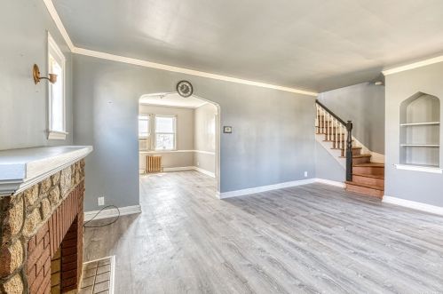 56 Wellington Rd, Floral Park NY  11003-1414 exterior