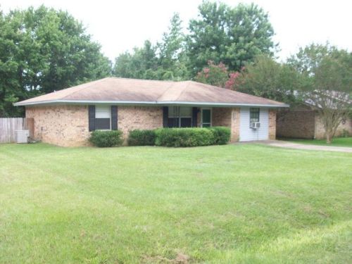 302 Ricky Dr, Palestine, TX 75803-8570
