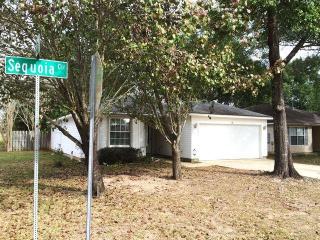 2097 Sequoia Cir, Pensacola, FL 32526-1216