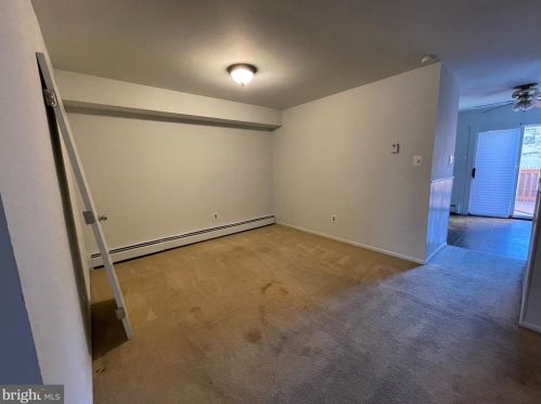 1707 Walnut Ridge Est, Pottstown, PA 19464-3087