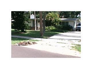 735 Dahlia Ln, Vero Beach FL  32963-1928 exterior