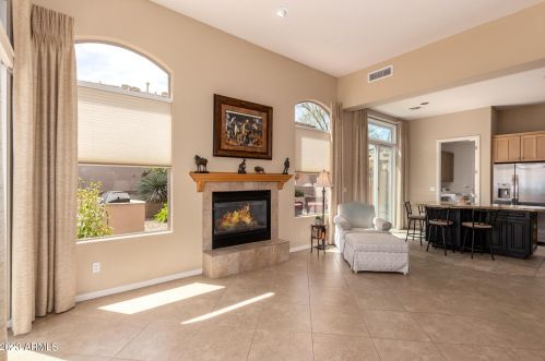 15641 Cactus Dr, Scottsdale AZ 85268-3166 exterior