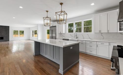 17 Quantuck Bay Ln, West Hampton Beach NY  11978-1600 exterior